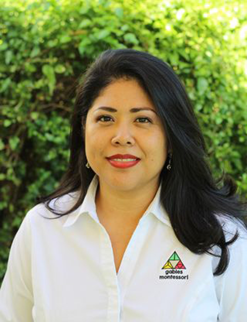 Ms-Ubania-Delgado
